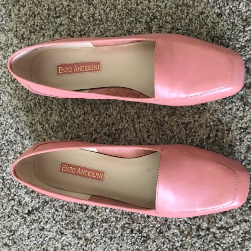 Anzo Angiolini Leather Coral Flats size 8.5